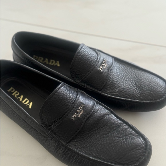Prada men’s loafers in black Size 9. Used once . In perfect condition - Picture 7 of 7